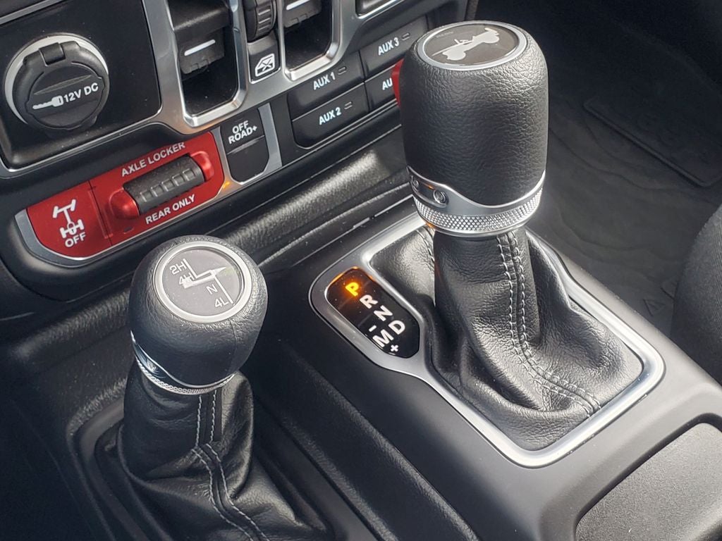 2025 Jeep Wrangler 4-Door Willys 4x4