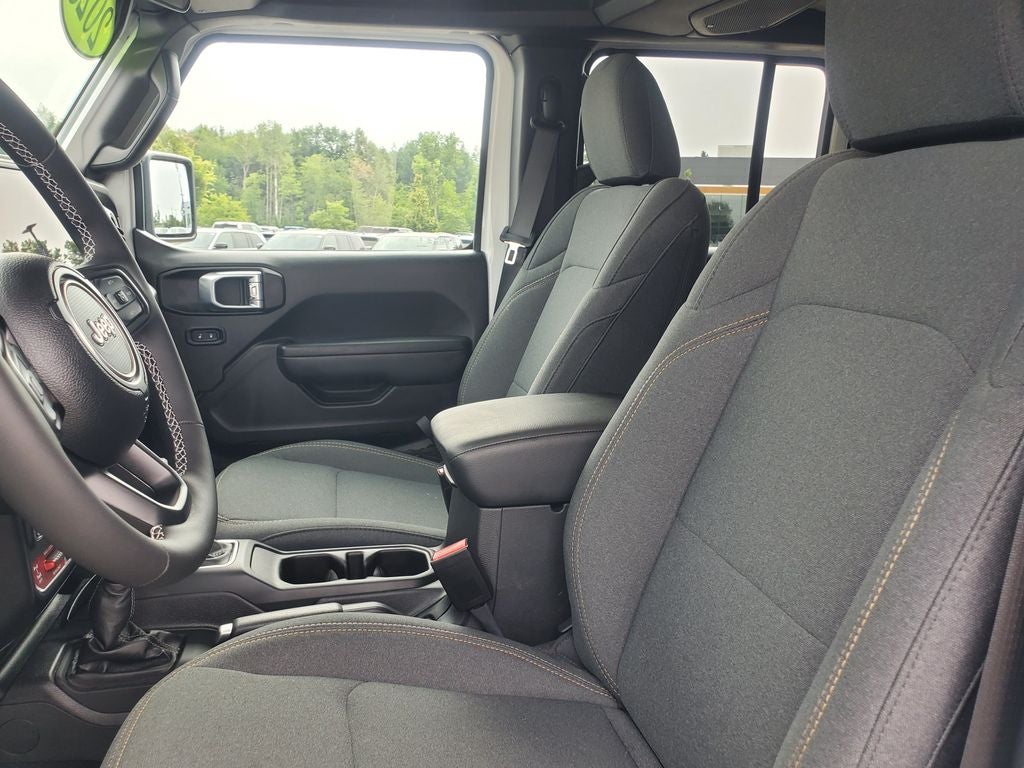 2025 Jeep Wrangler 4-Door Willys 4x4