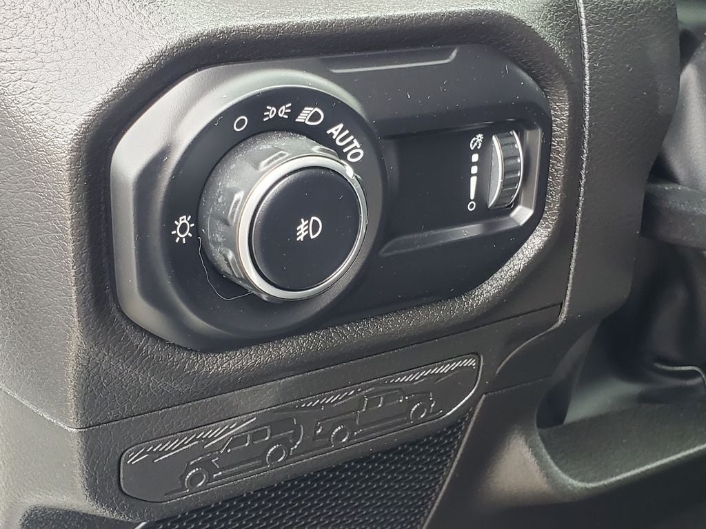 2025 Jeep Wrangler 4-Door Willys 4x4