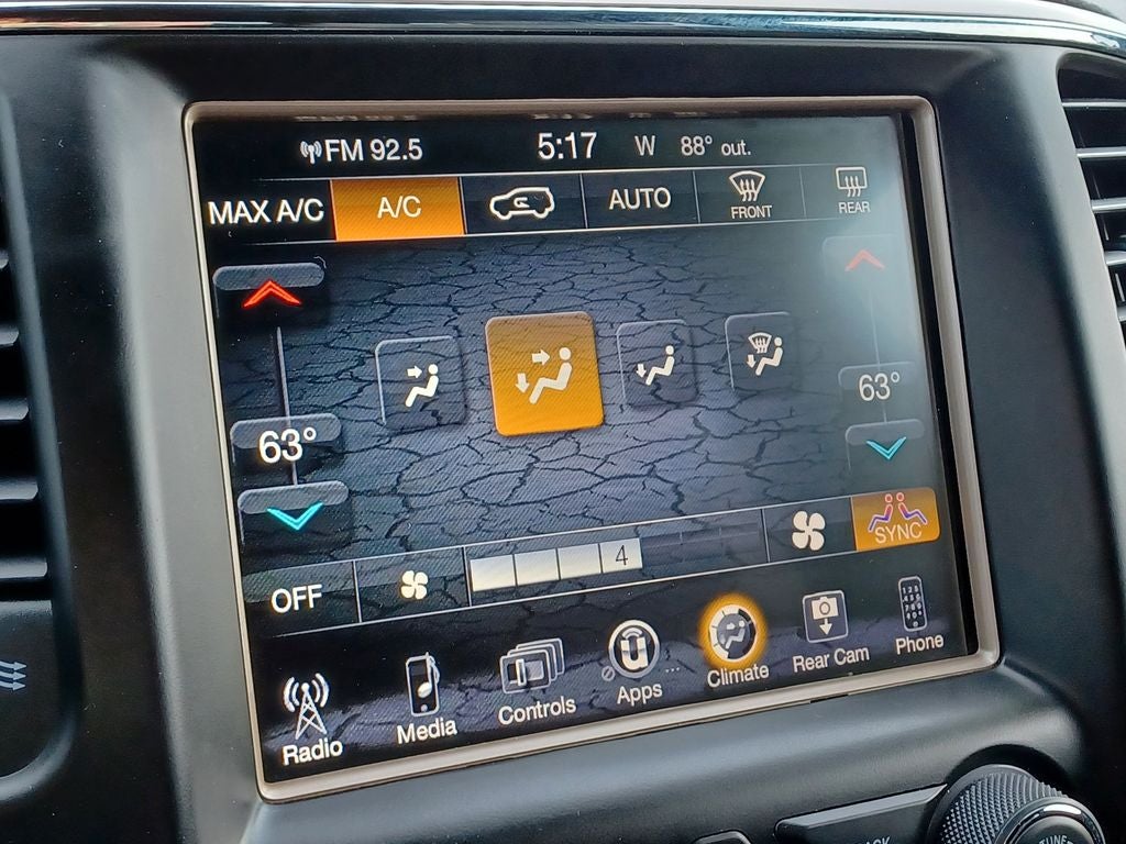 2017 Jeep Grand Cherokee Laredo 4x4