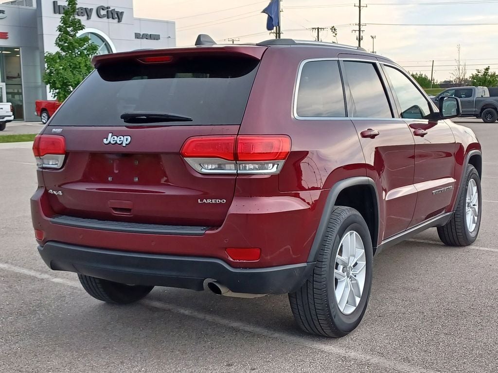 2017 Jeep Grand Cherokee Laredo 4x4