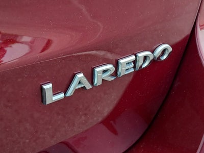 2017 Jeep Grand Cherokee Laredo 4x4