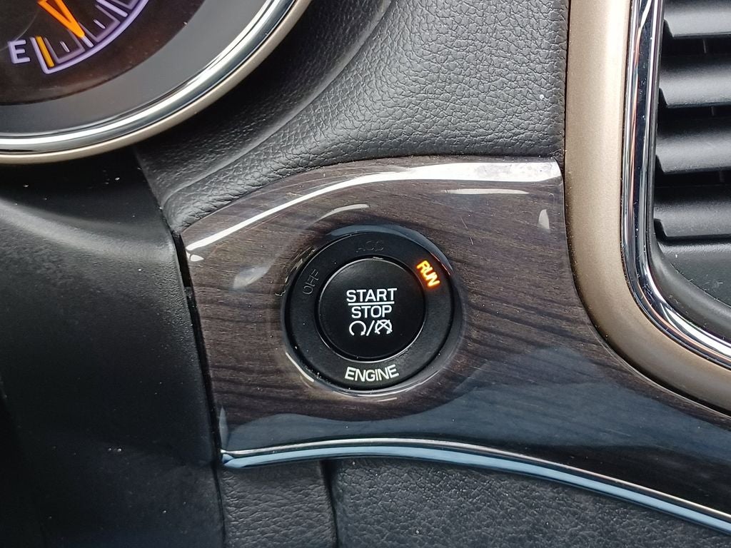 2016 Jeep Grand Cherokee Overland