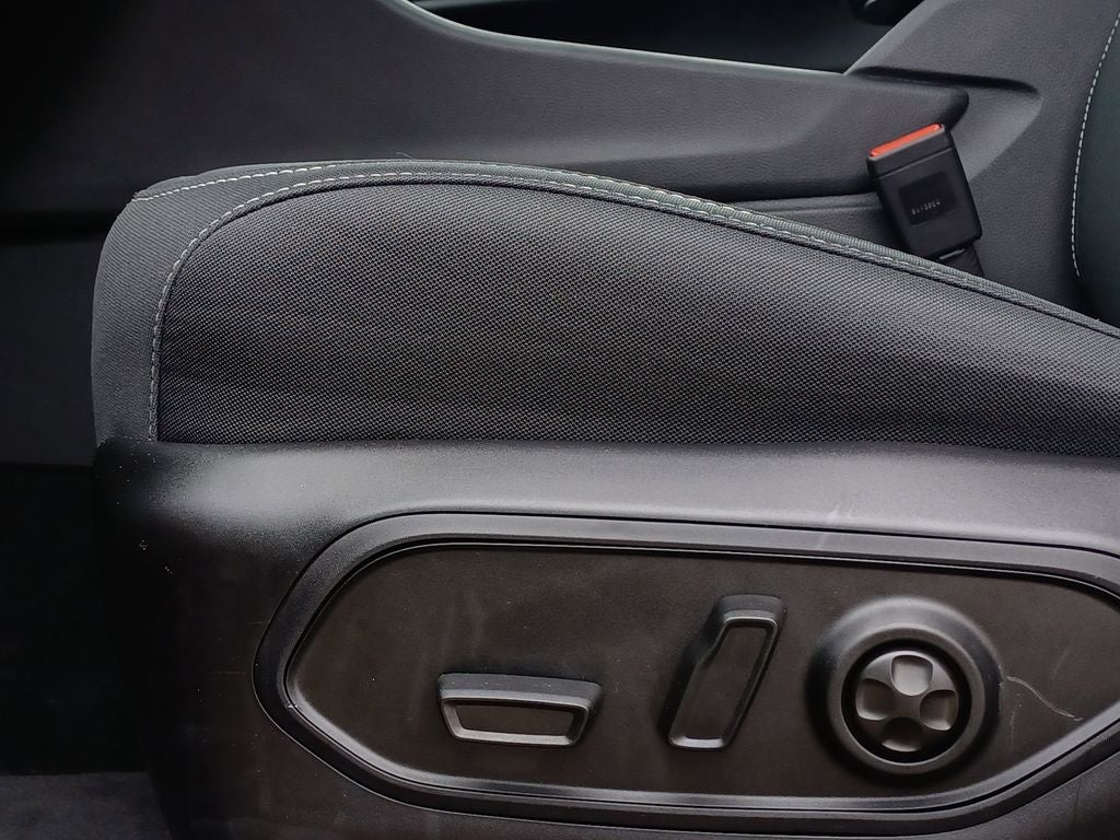 2025 Jeep Grand Cherokee Laredo X 4x4