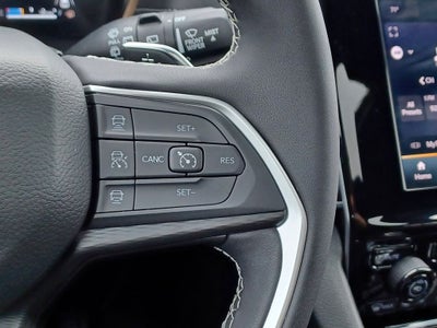 2025 Jeep Grand Cherokee Laredo X 4x4