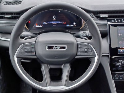 2025 Jeep Grand Cherokee Laredo X 4x4