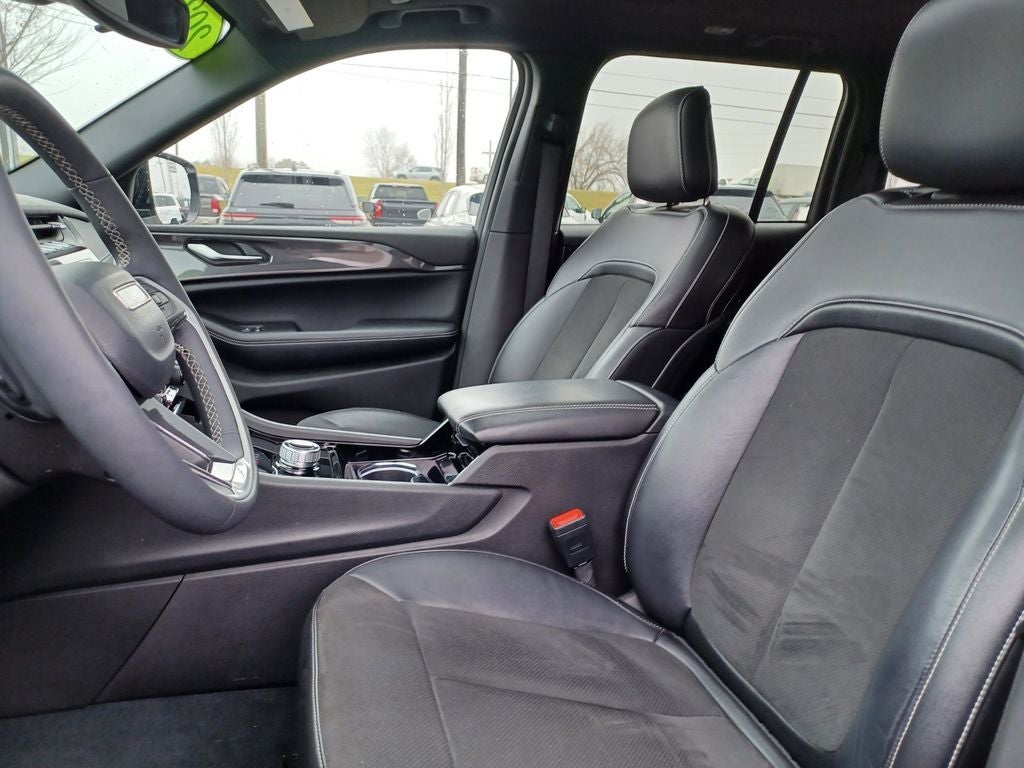 2023 Jeep Grand Cherokee Altitude 4x4