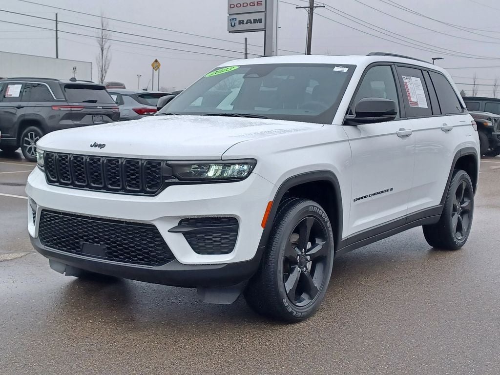 2023 Jeep Grand Cherokee Altitude 4x4