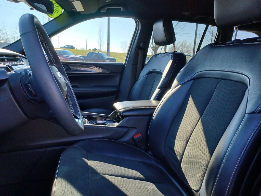 2023 Jeep Grand Cherokee Altitude 4x4