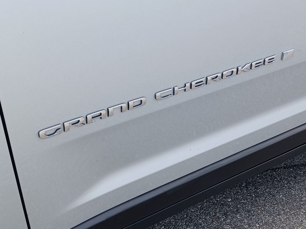 2022 Jeep Grand Cherokee L Laredo