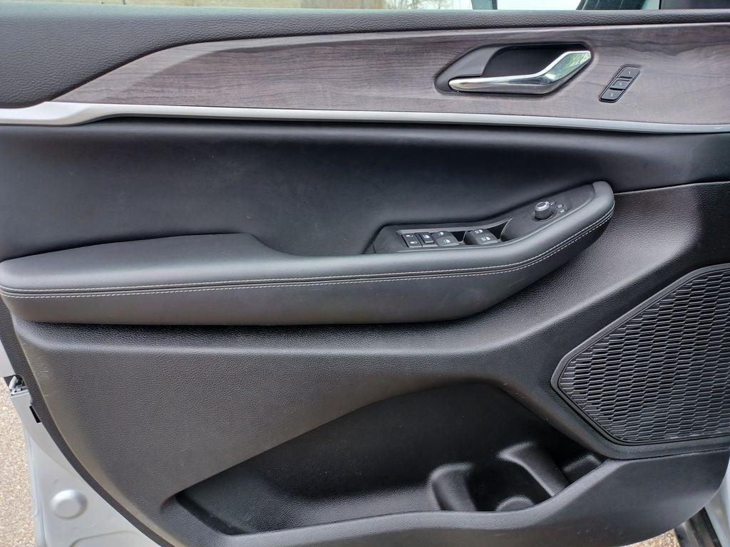 2024 Jeep Grand Cherokee L Limited 4x4