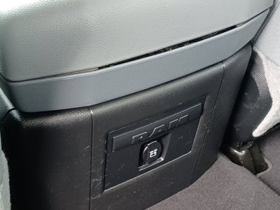 2018 RAM 1500 Big Horn Quad Cab 4x4 6'4' Box