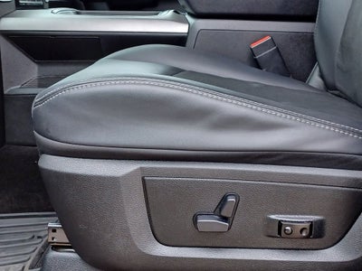 2017 RAM 1500 Rebel Crew Cab 4x4 5'7' Box