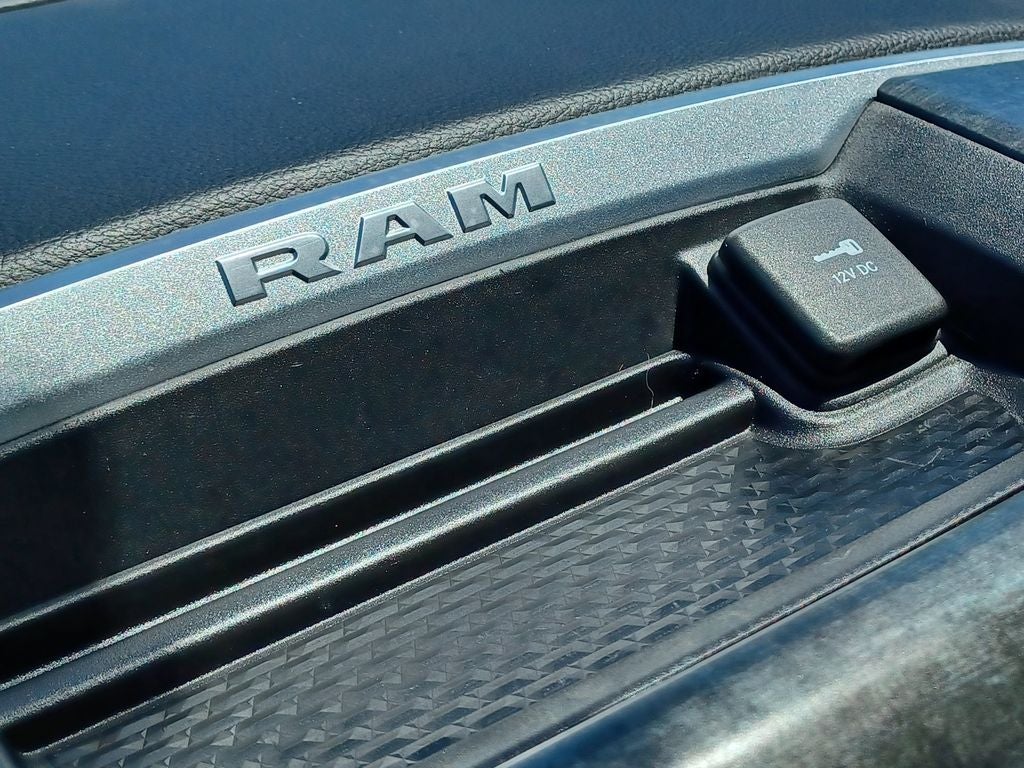 2019 RAM 1500 Big Horn/Lone Star Crew Cab 4x4 5'7' Box