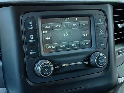 2019 RAM 1500 Big Horn/Lone Star Crew Cab 4x4 5'7' Box