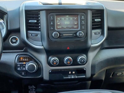 2019 RAM 1500 Big Horn/Lone Star Crew Cab 4x4 5'7' Box