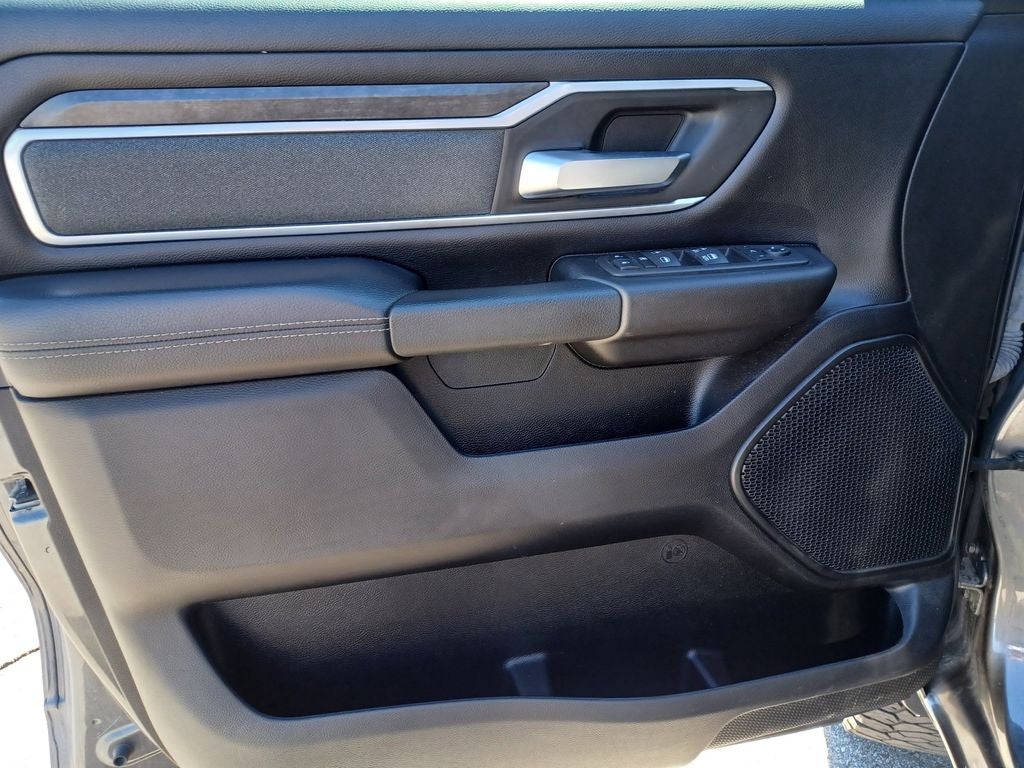 2022 RAM 1500 Big Horn Crew Cab 4x4 6'4' Box