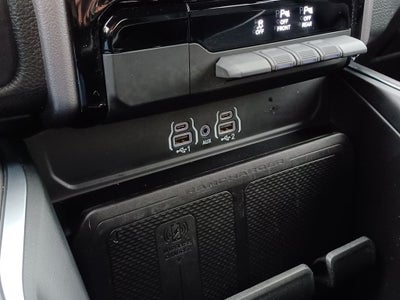 2025 RAM 1500 Big Horn Crew Cab 4x4 5'7' Box