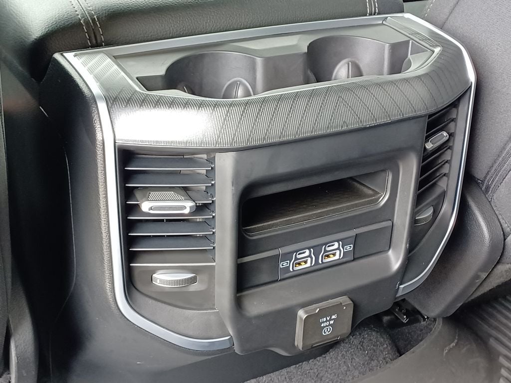 2025 RAM 1500 Big Horn Crew Cab 4x4 5'7' Box