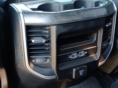 2020 RAM 1500 Big Horn Crew Cab 4x4 5'7' Box
