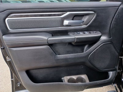 2020 RAM 1500 Big Horn Crew Cab 4x4 5'7' Box