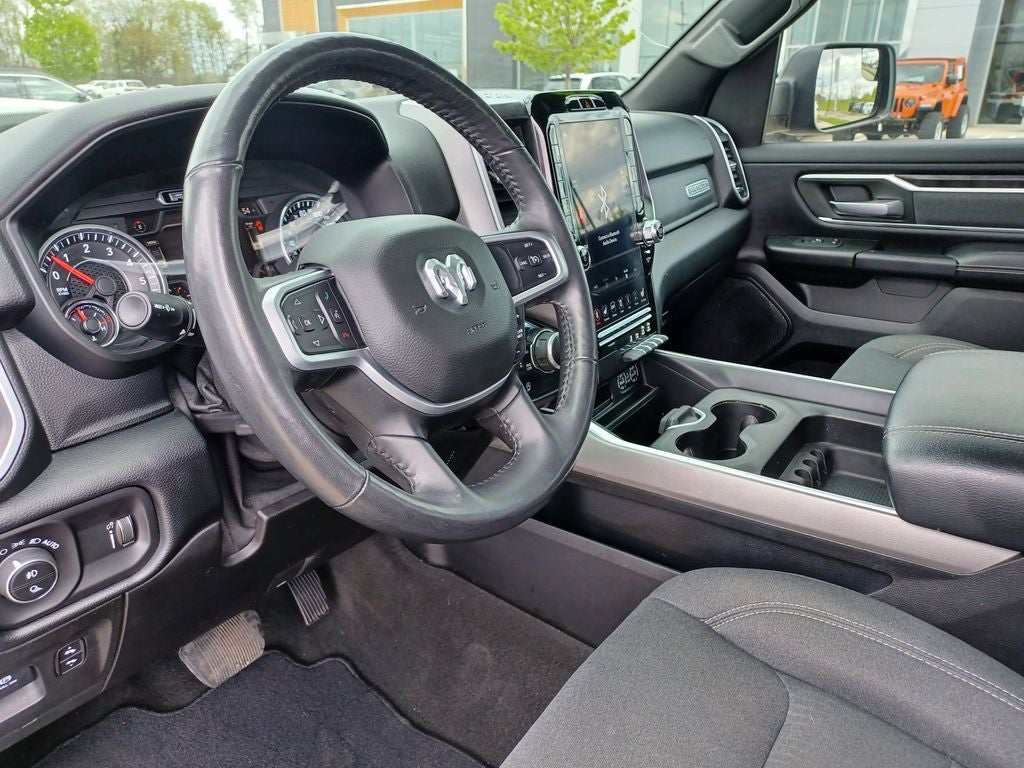 2020 RAM 1500 Big Horn Crew Cab 4x4 5'7' Box
