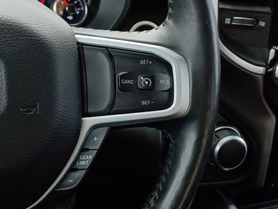 2020 RAM 1500 Big Horn Crew Cab 4x4 5'7' Box
