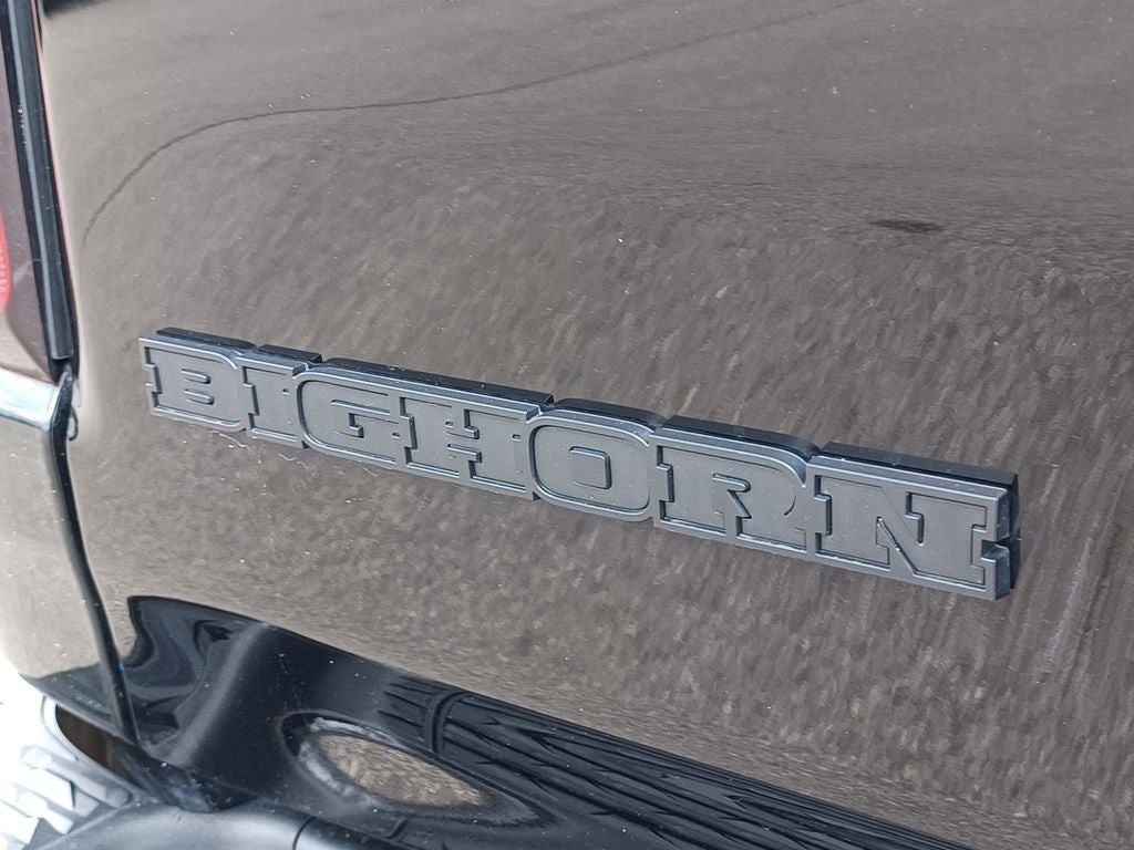 2020 RAM 1500 Big Horn Crew Cab 4x4 5'7' Box