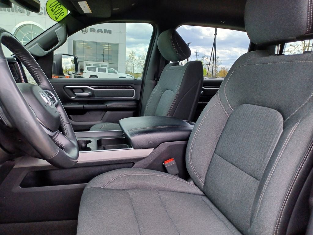 2020 RAM 1500 Big Horn Crew Cab 4x4 5'7' Box