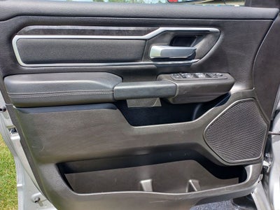 2023 RAM 1500 Big Horn Crew Cab 4x4 5'7' Box