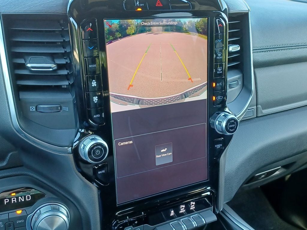 2023 RAM 1500 Big Horn Crew Cab 4x4 5'7' Box