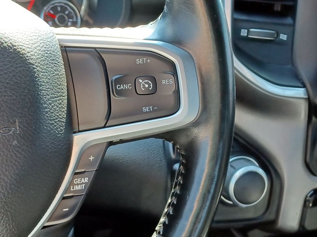 2021 RAM 1500 Big Horn Crew Cab 4x4 5'7' Box