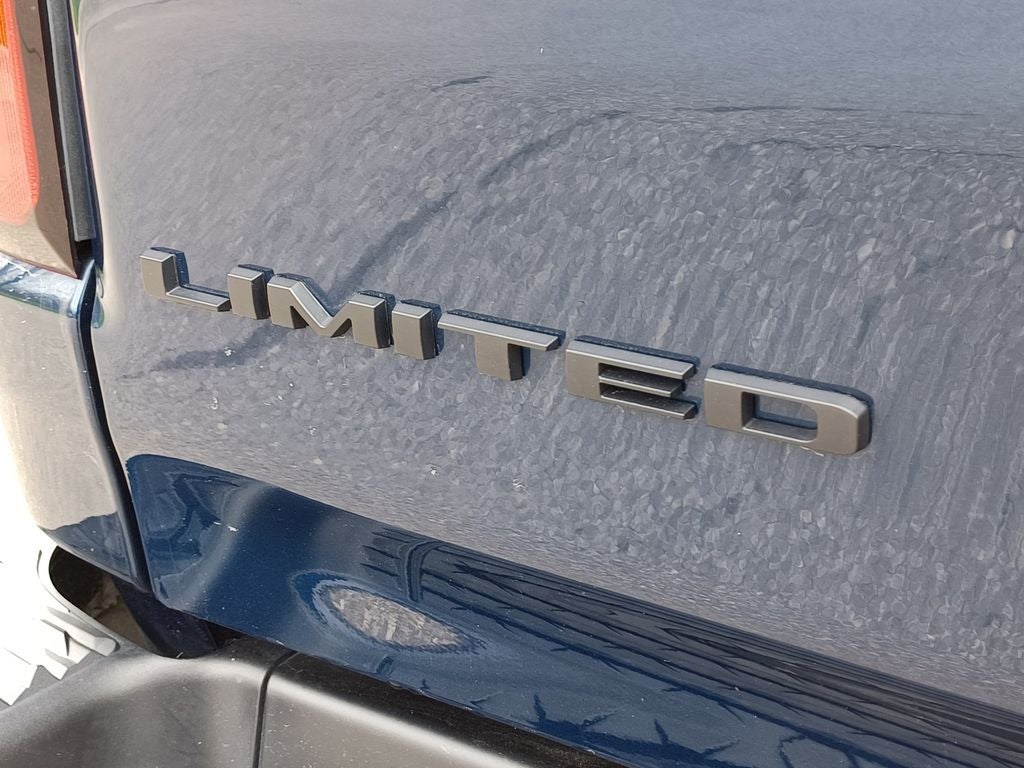 2023 RAM 1500 Limited Crew Cab 4x4 5'7' Box