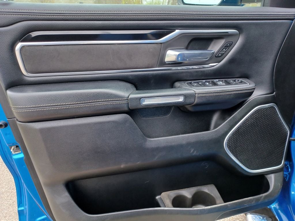 2021 RAM 1500 Laramie Crew Cab 4x4 5'7' Box