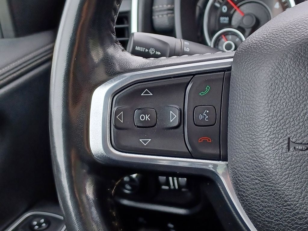 2021 RAM 1500 Laramie Crew Cab 4x4 5'7' Box