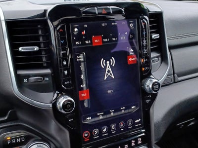 2021 RAM 1500 Laramie Crew Cab 4x4 5'7' Box