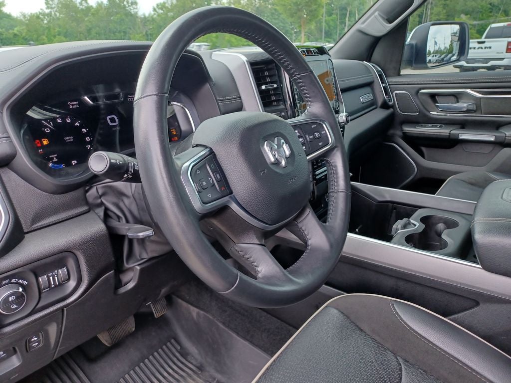 2023 RAM 1500 Laramie Crew Cab 4x4 5'7' Box