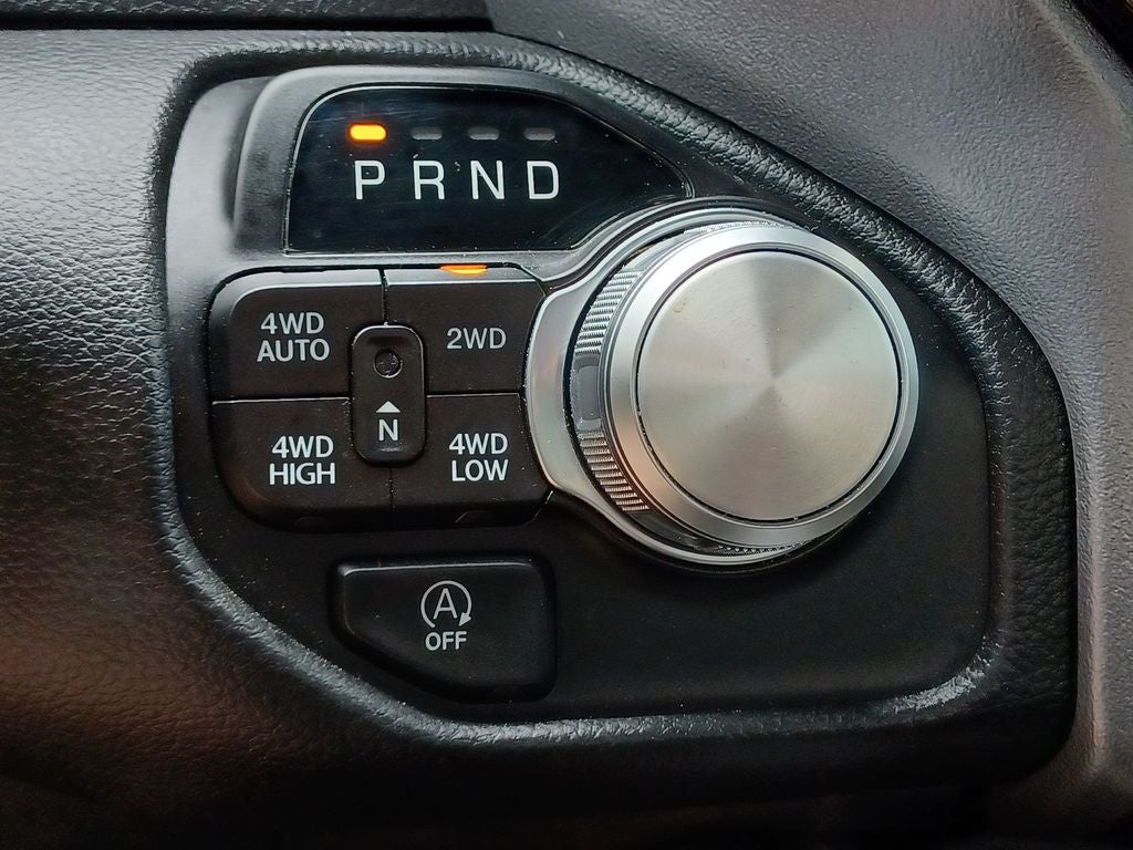 2023 RAM 1500 Laramie Crew Cab 4x4 5'7' Box
