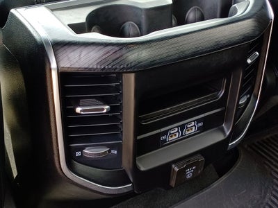 2023 RAM 1500 Laramie Crew Cab 4x4 5'7' Box