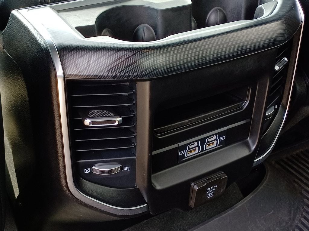 2023 RAM 1500 Laramie Crew Cab 4x4 5'7' Box