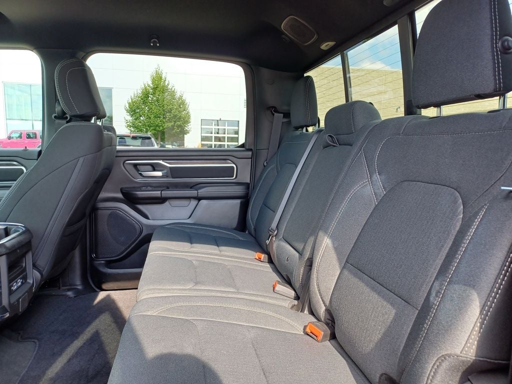 2024 RAM 1500 Big Horn Crew Cab 4x4 6'4' Box
