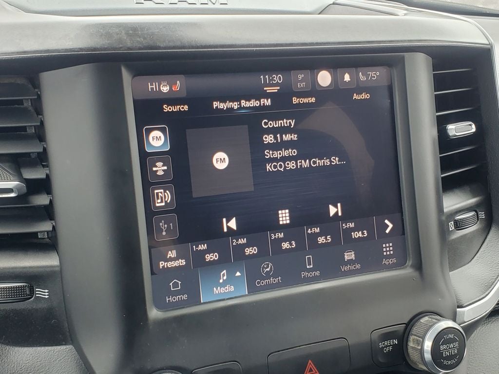 2022 RAM 1500 Big Horn Crew Cab 4x4 6'4' Box