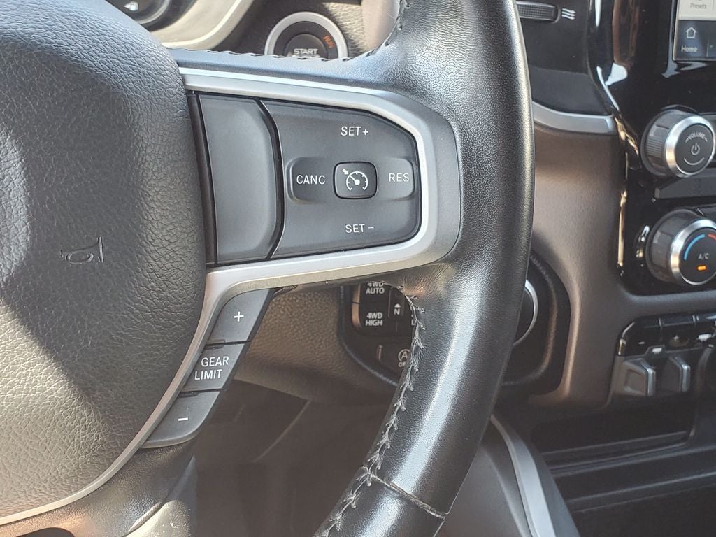2022 RAM 1500 Big Horn Crew Cab 4x4 6'4' Box