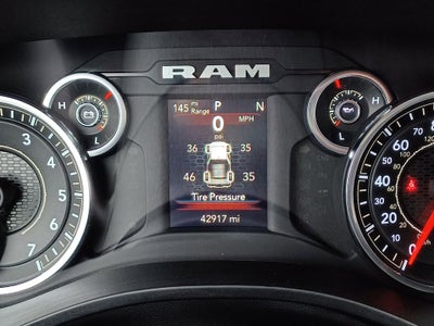 2023 RAM 1500 Big Horn Crew Cab 4x4 6'4' Box