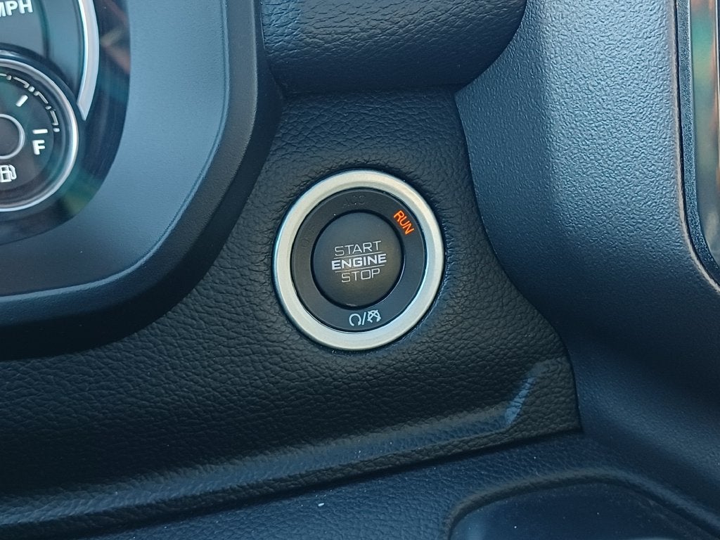2019 RAM 1500 SPORT