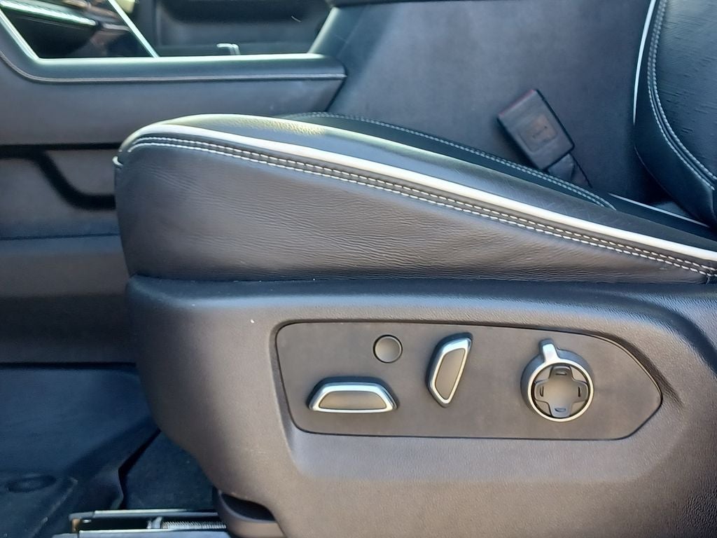 2025 GMC Sierra 2500HD 4WD Crew Cab Standard Bed AT4X
