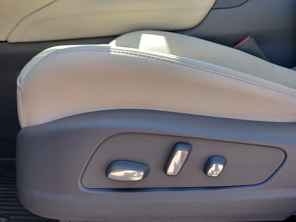 2025 Cadillac XT6 AWD Premium Luxury