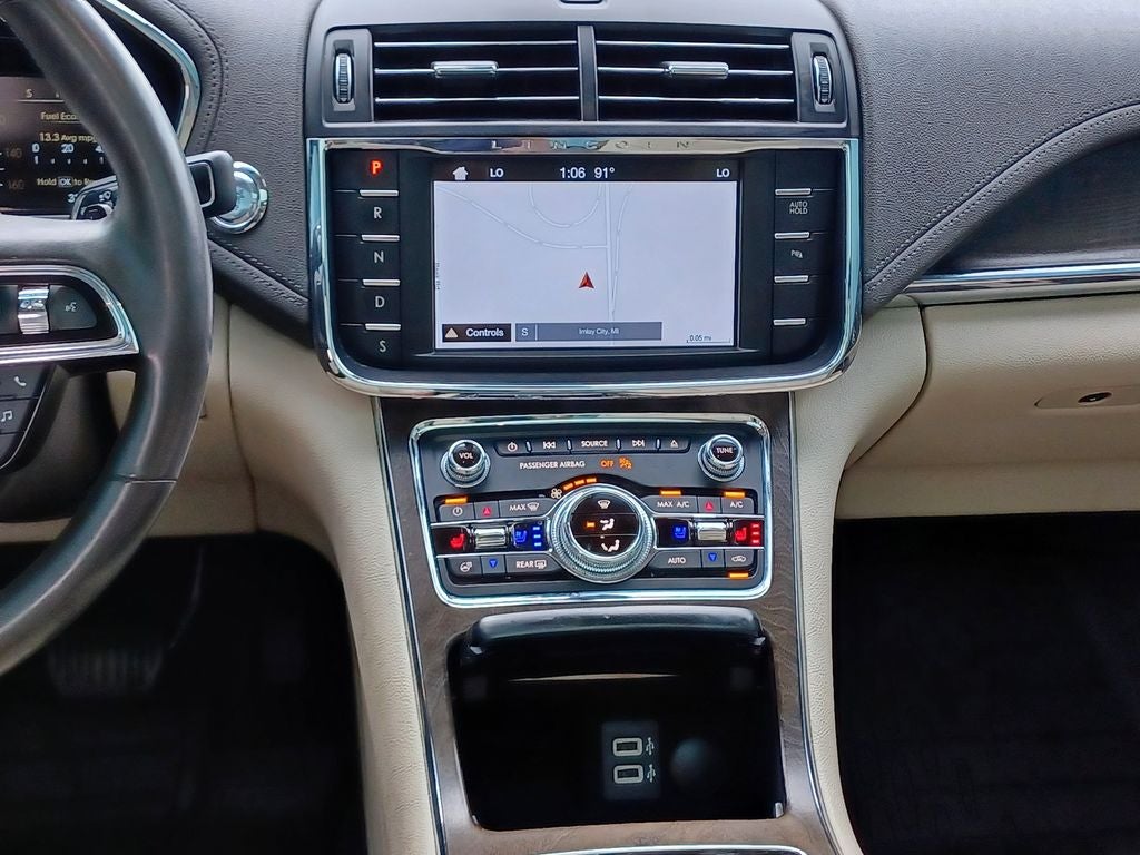 2017 Lincoln Continental Reserve