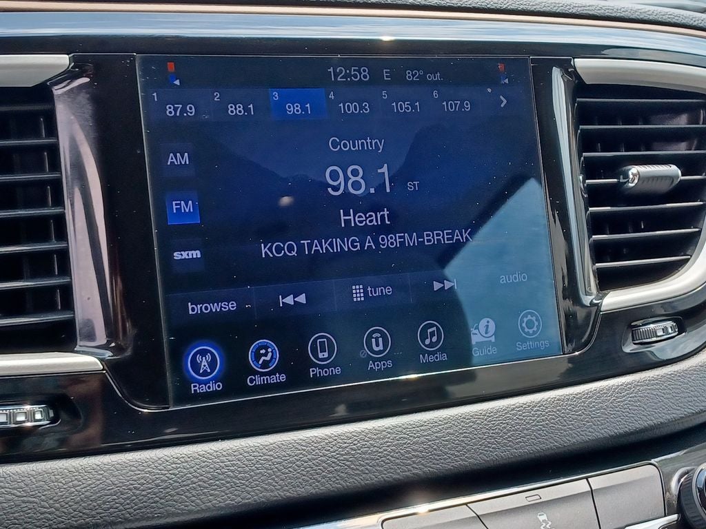 2017 Chrysler Pacifica Touring