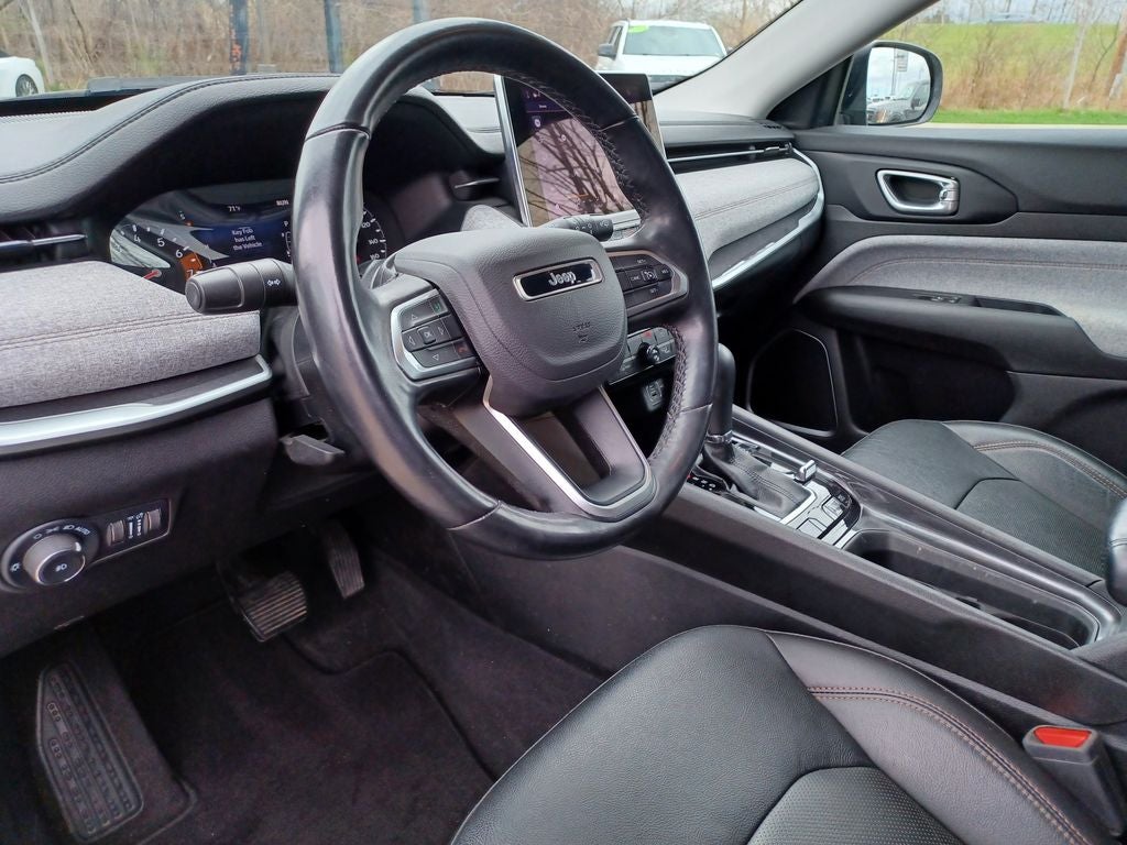 2022 Jeep Compass Latitude Lux 4x4